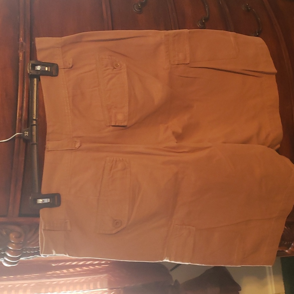 Shorts - Picture 4 of 5
